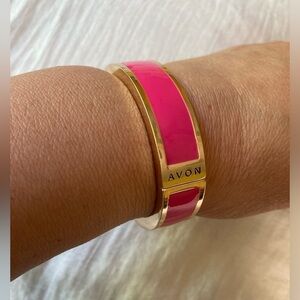 Avon Pink Enameled Hinged‎ Bracelet Breast Cancer Awareness